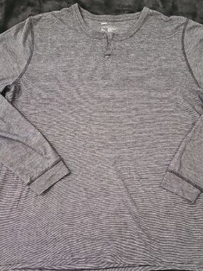 Men's Long-Sleeve Henley Shirt - Gray